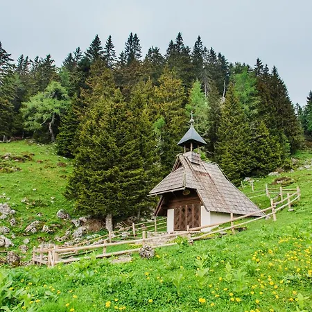 بيت خشبي Loka At Raduha